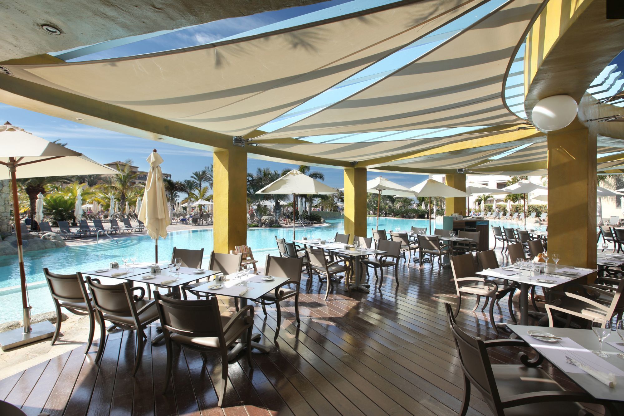 Lopesan Villa Del Conde Resort & Thalasso Мелонерас Экстерьер фото The restaurant at the pool