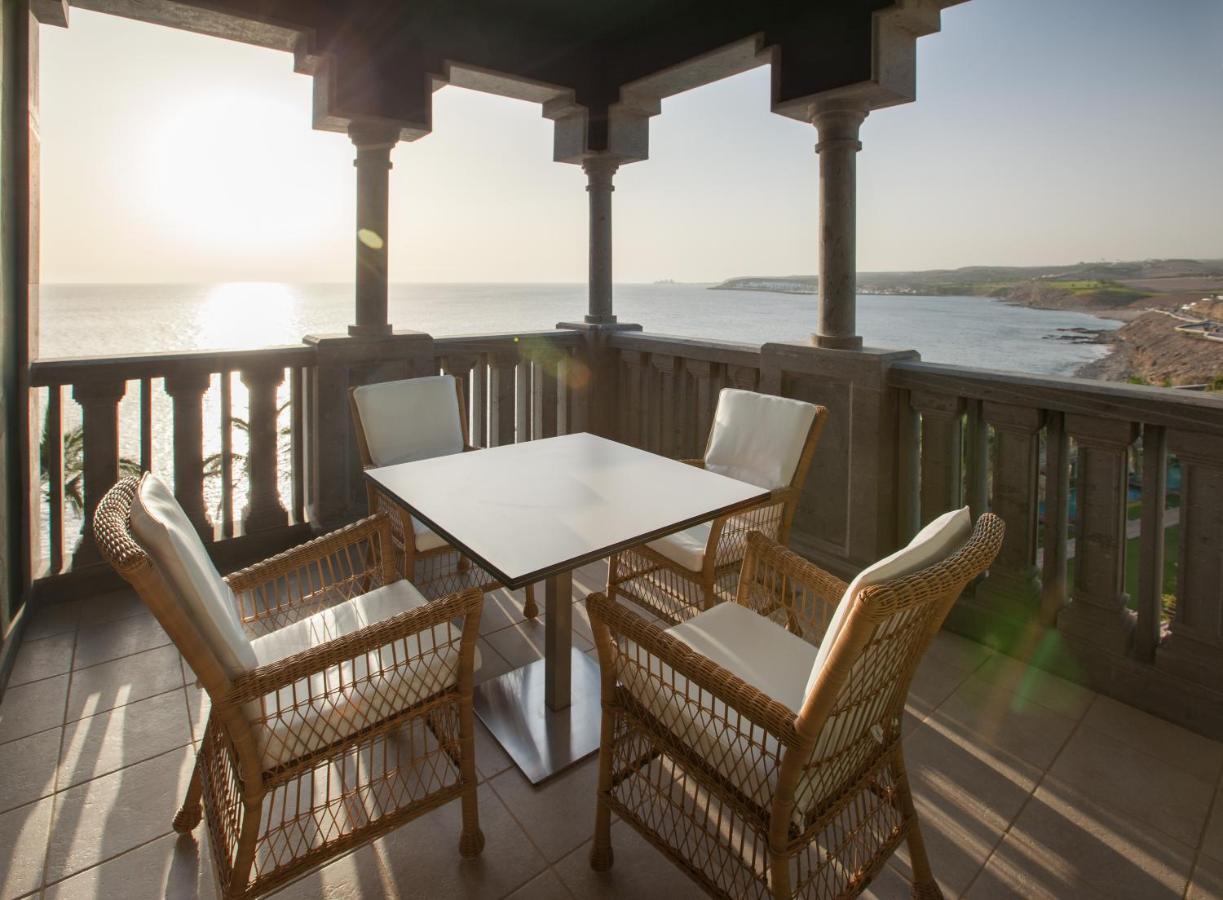 Lopesan Villa Del Conde Resort & Thalasso Мелонерас Экстерьер фото A balcony